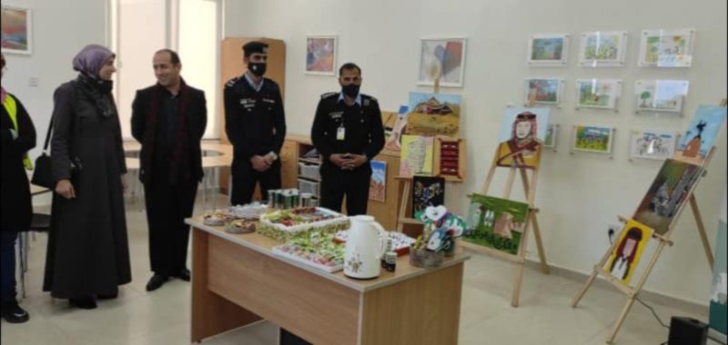 المدير التنفيذي لبلدية الكرك المهندسة ساجدة الرهايفة ترعى احتفال مركز زها الثقافي